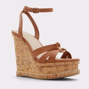 Aldo Yeraweth Wedge Sandal 8 💋❤️